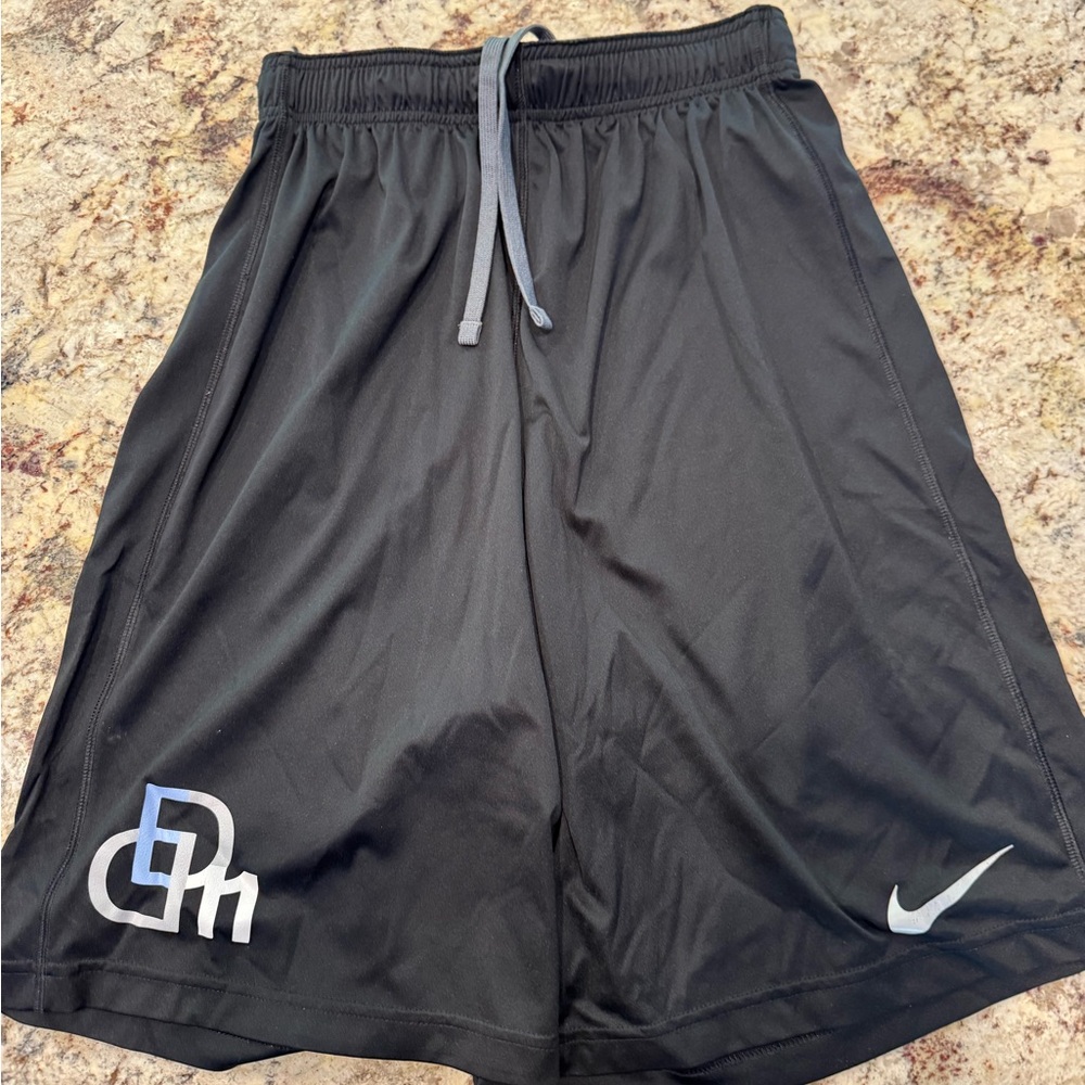 Nike women’s Black Athletic Shorts, M special brand, Elena Delladonne